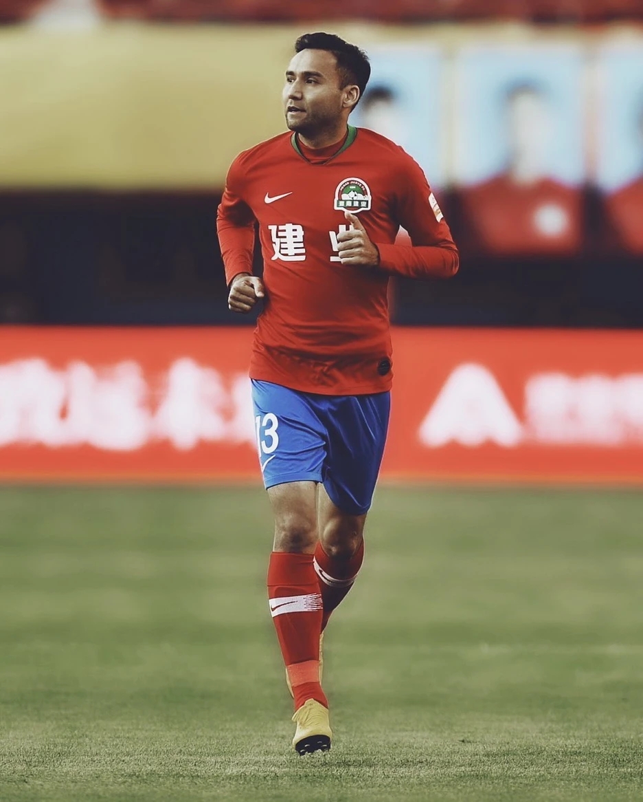 九游体育-成都蓉城内部会议纪要流出：国际比赛日扳平良机，中超使命明确，资深球员宣示担当